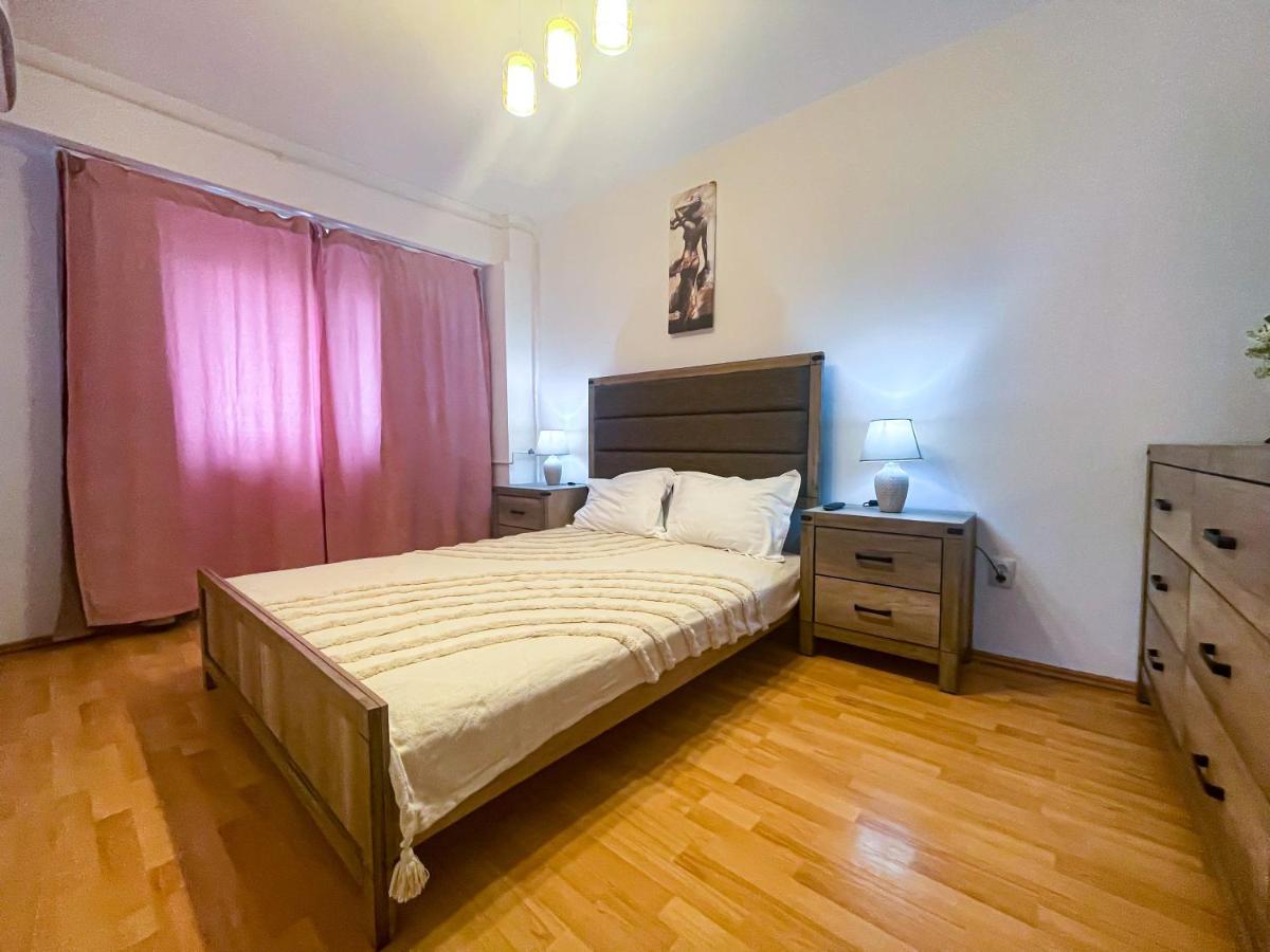 National Arena Mega Mall Elana Apartment Bucureşti Eksteriør bilde